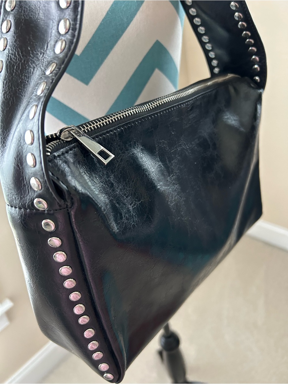 Urban Outfitters Black Studded Shoulder Bag - Picture 2 of 4